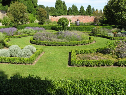 Gärten in England  Newstead Abbey